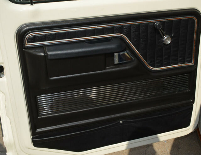 1975 Ford F-100 XLT - photo 8