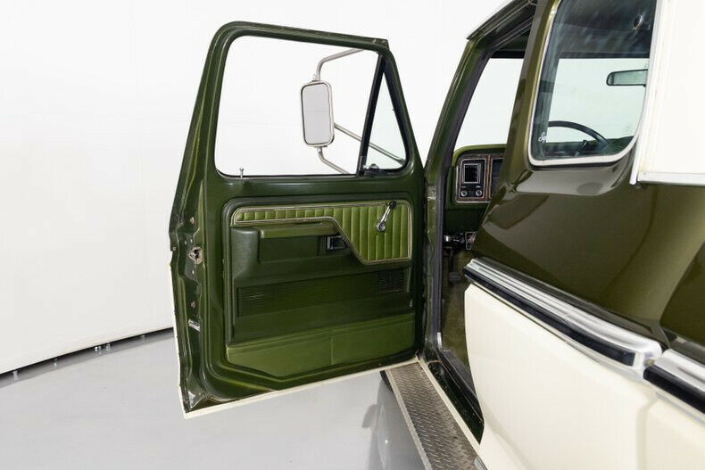 1975 Ford F-250 Camper Special - photo 12