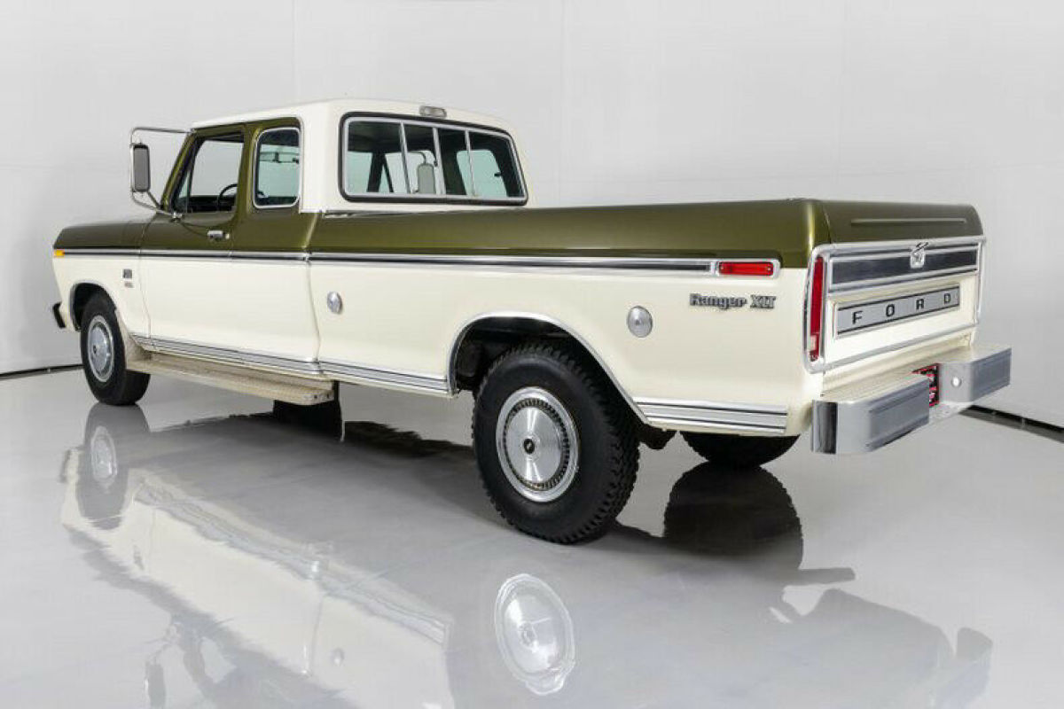 1975 Ford F-250 Camper Special - photo 7