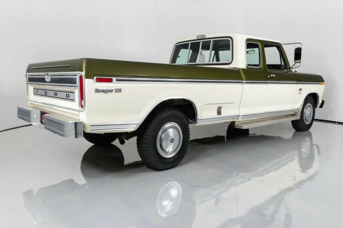 1975 Ford F-250 Camper Special - photo 9