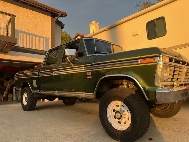 1975 Ford f250 Ranger XLT - photo 2