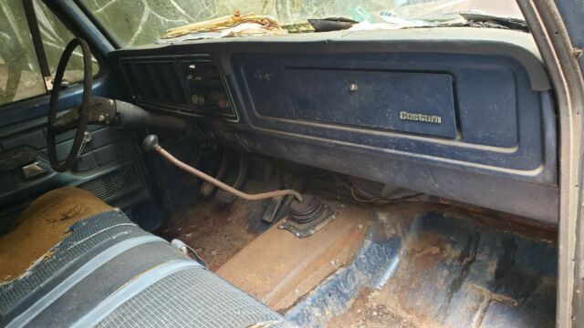 1975 Ford F-350 Custom - photo 4