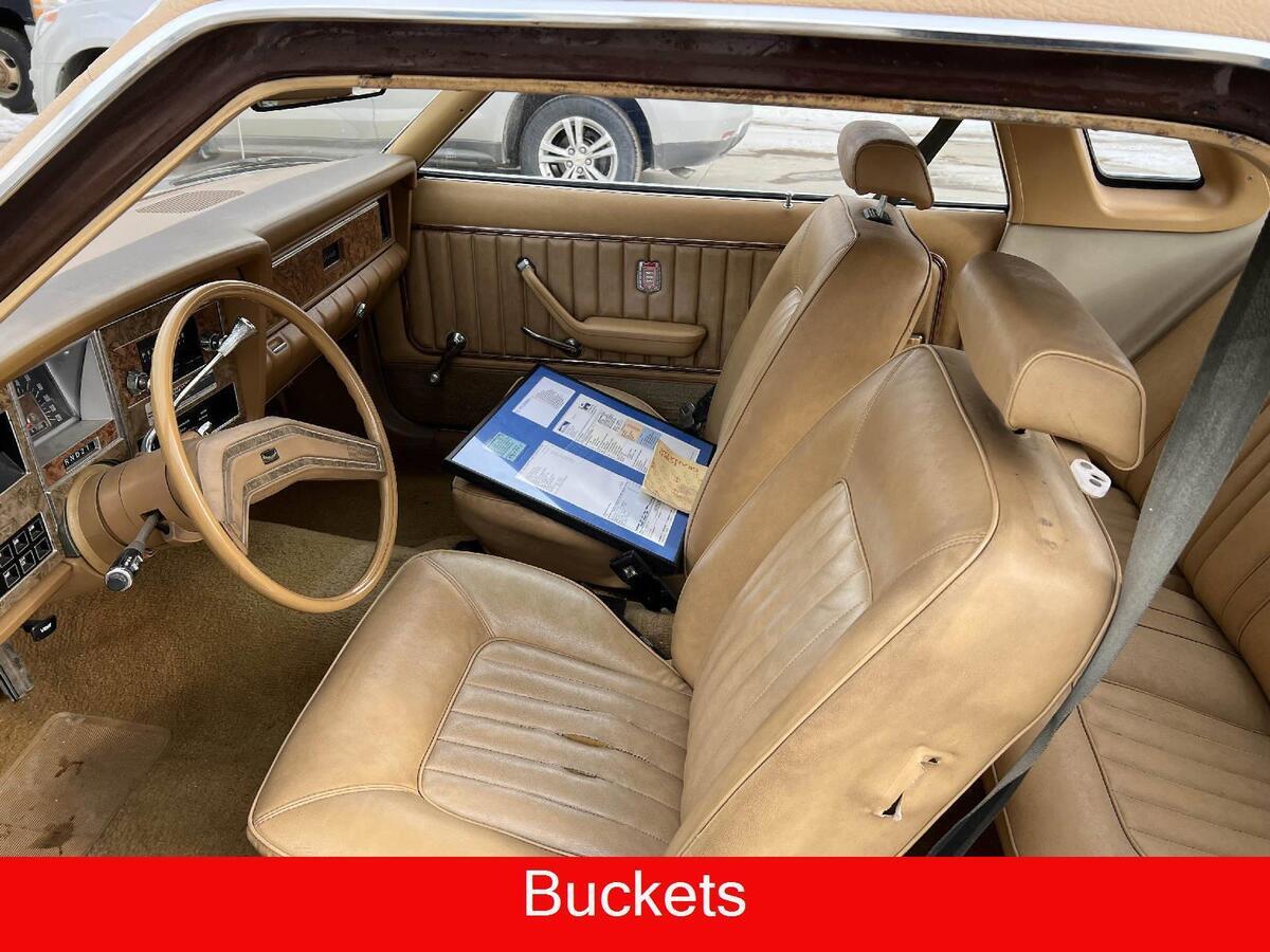 1975 Ford Granada - photo 2