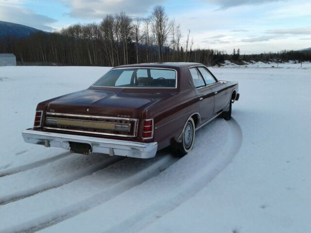 1975 Ford LTD - photo 2