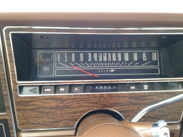 1975 Ford LTD - photo 8