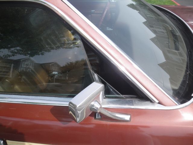 1975 Ford LTD Country Squire Station Wagon - photo 6