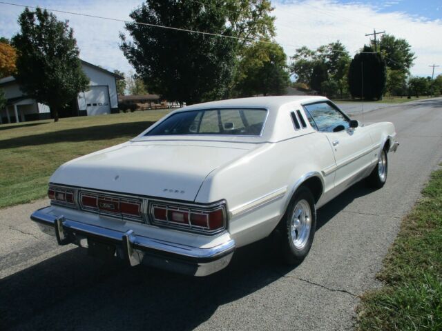 1975 Ford Torino WHITE - photo 2