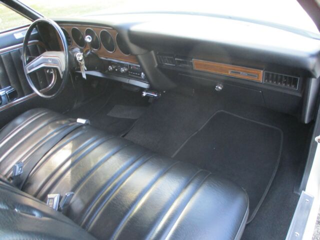 1975 Ford Torino WHITE - photo 8
