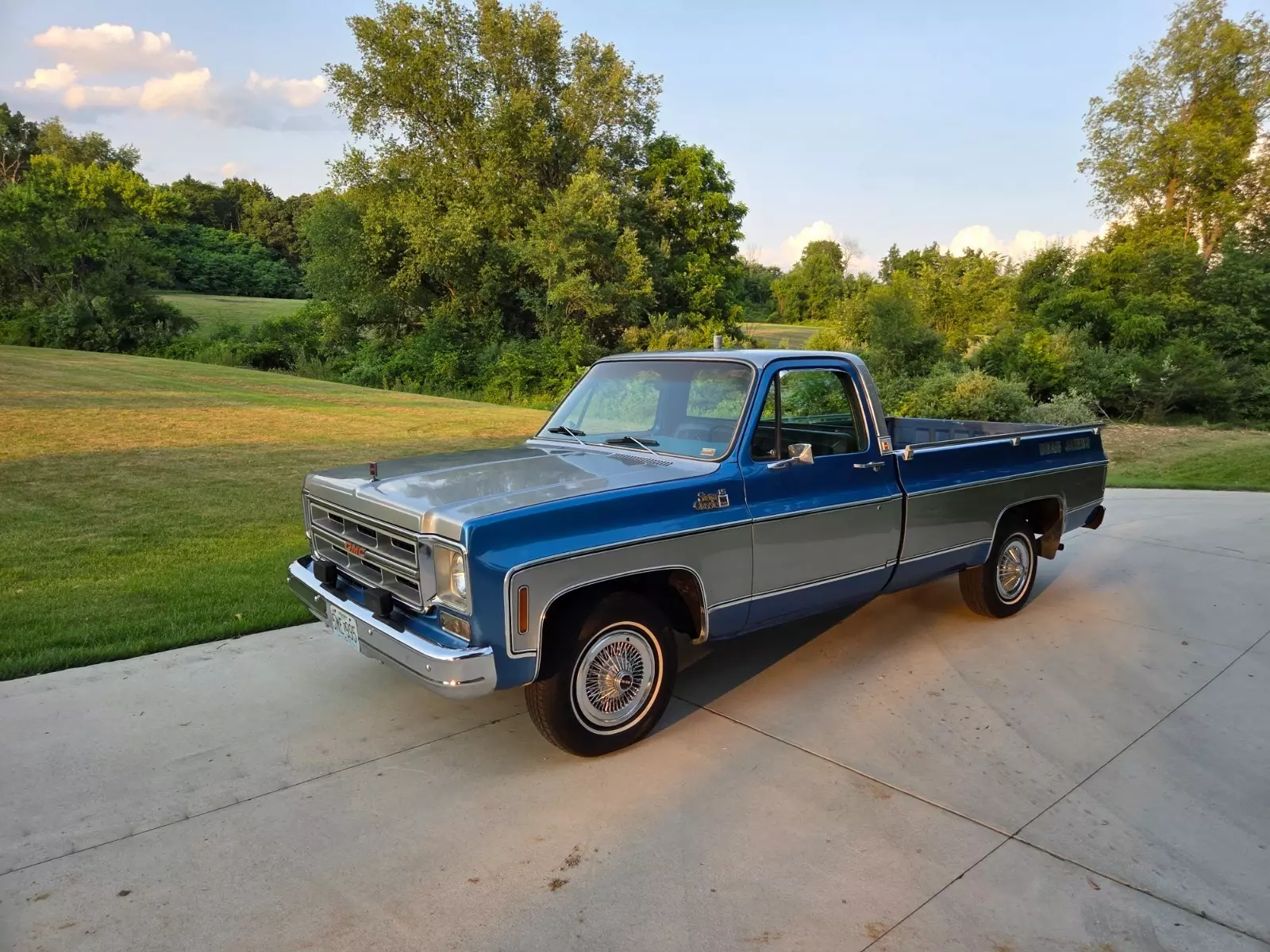 1975 GMC “Beau James” – RARE 2WD | 454 Big‑Block | Long Bed 1975 GMC Sierra 1500