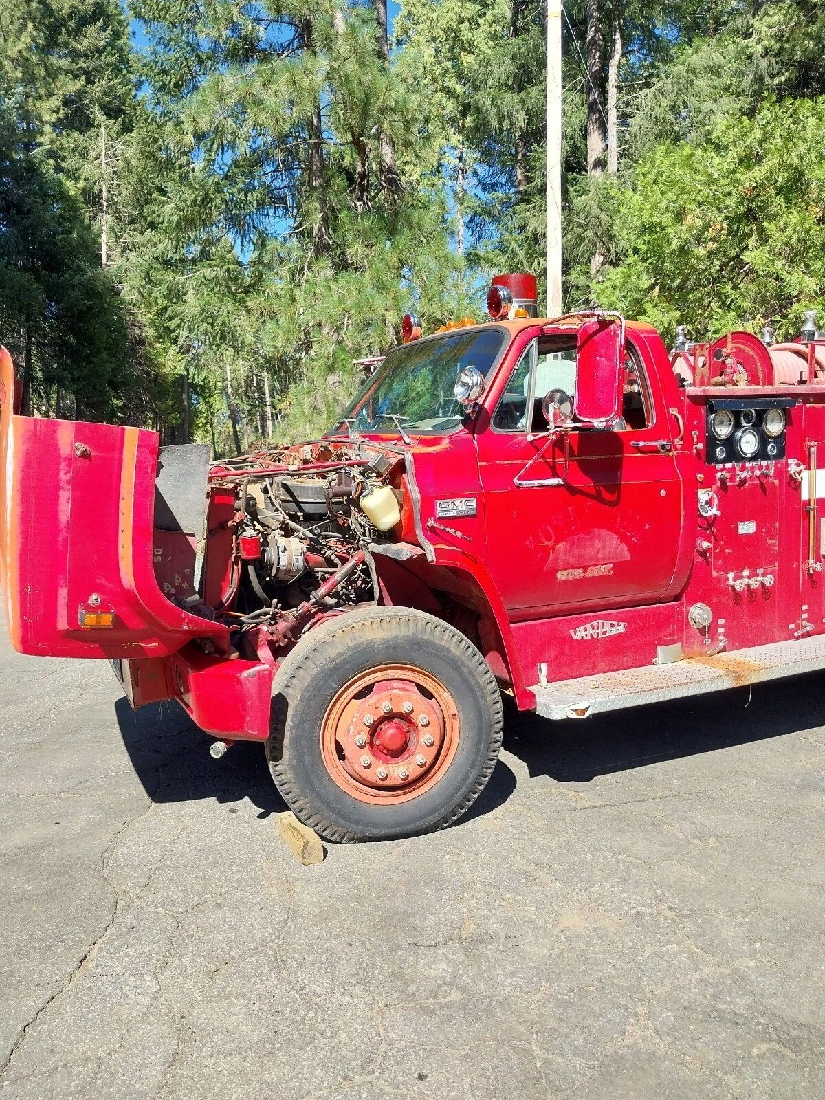 1975 GMC Pickup firetruck - photo 8