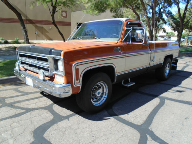 1975 GMC Sierra 2500 Camper Special