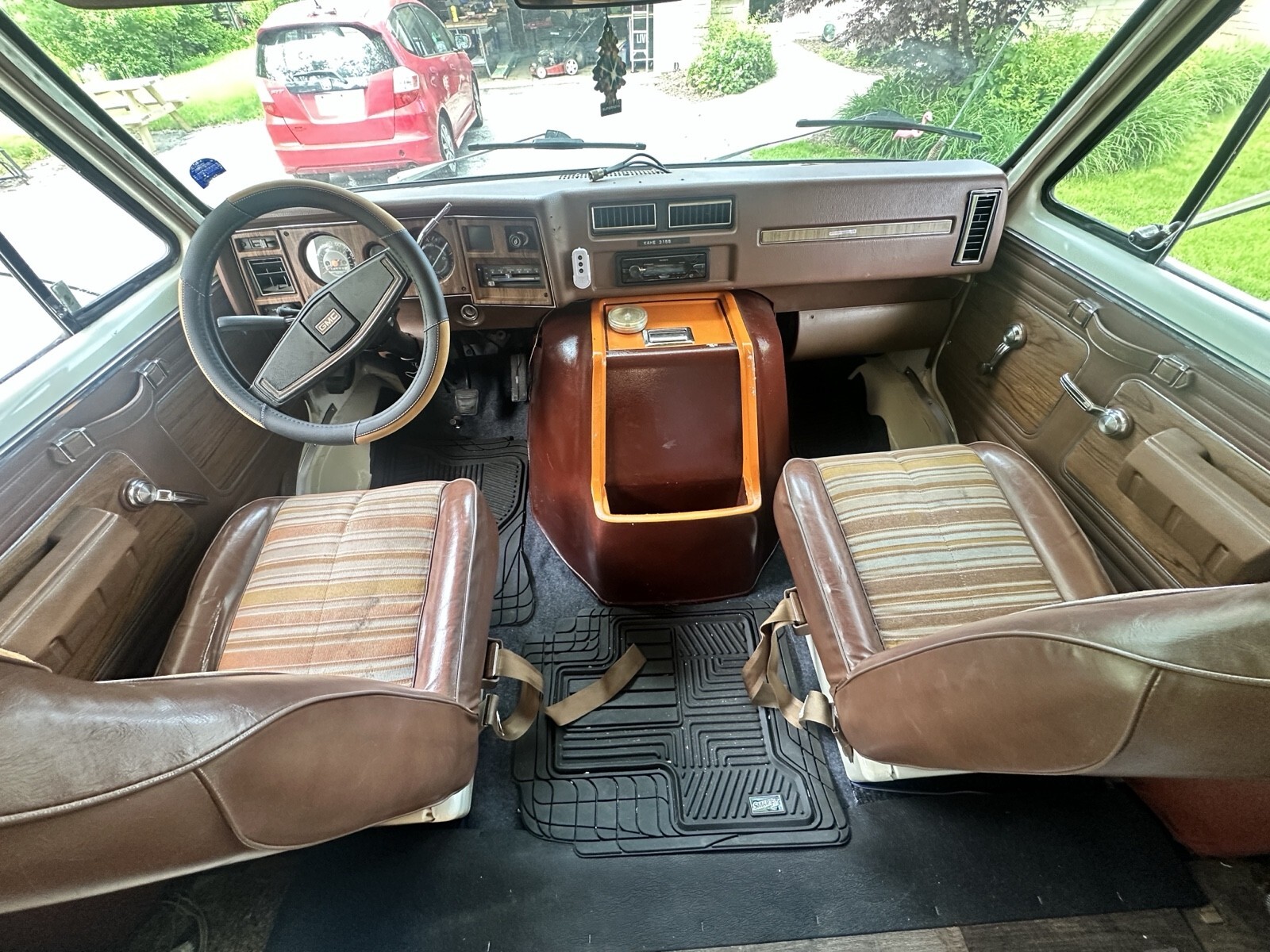 1975 GMC Vandura - photo 8