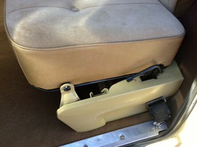 1975 International Harvester Travelall - photo 10