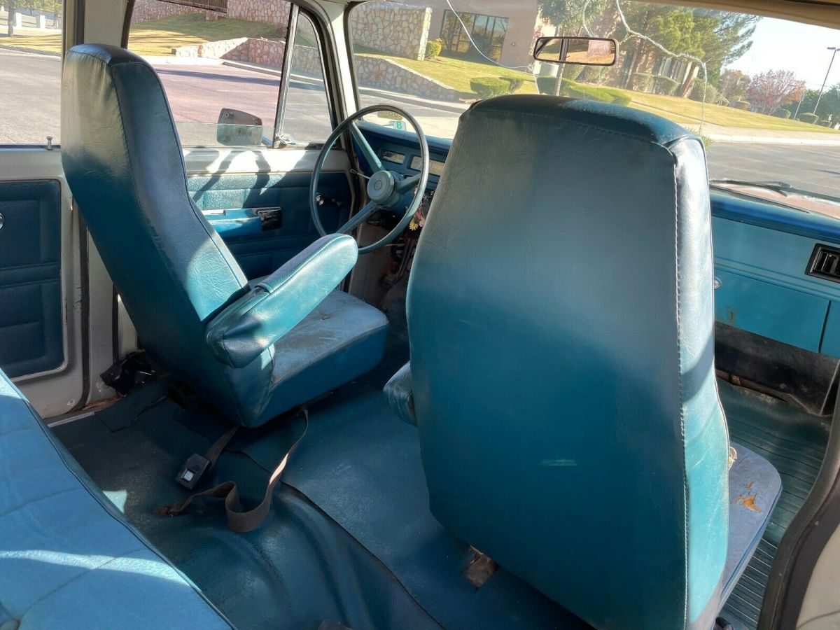 1975 International Harvester Travelall - photo 12