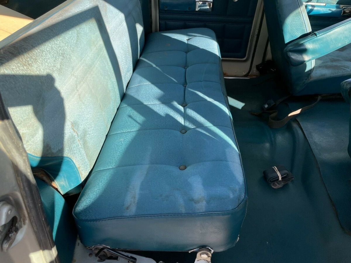 1975 International Harvester Travelall - photo 9