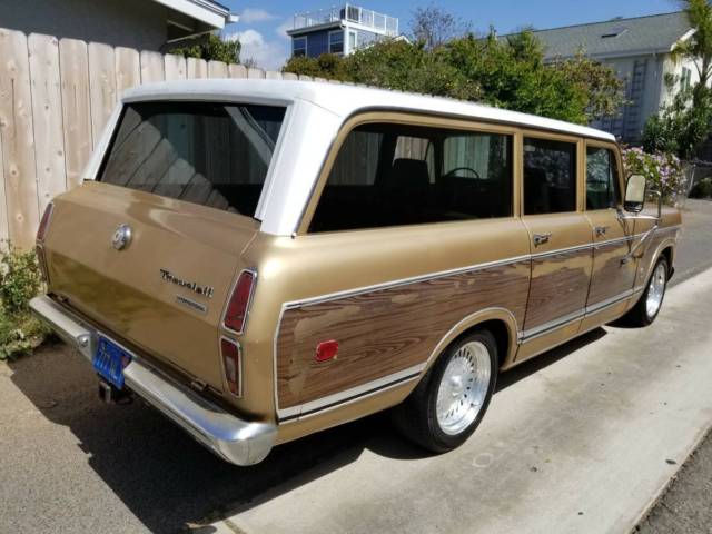 1975 International Harvester Travelall GREAT SURF WAGON - photo 10