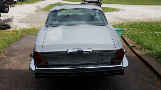 1975 Jaguar XJ - photo 9