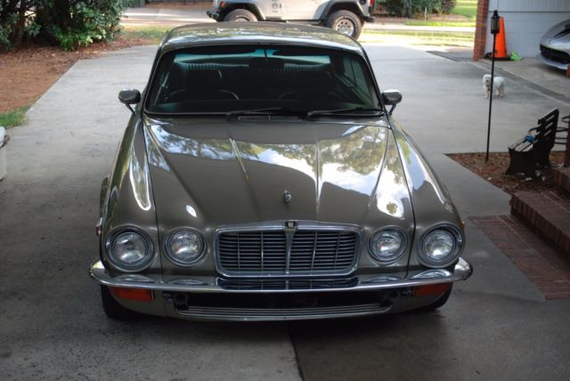 1975 Jaguar XJ - photo 8