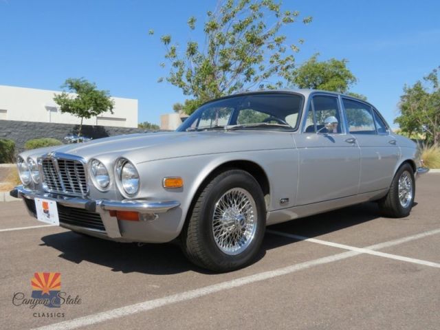 1975 Jaguar XJ6L - photo 3