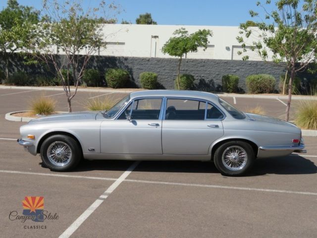 1975 Jaguar XJ6L - photo 4