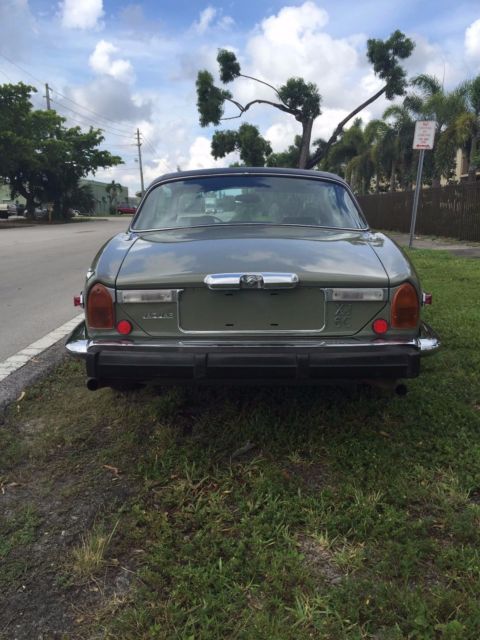 1975 Jaguar XJ6 xj6c - photo 8