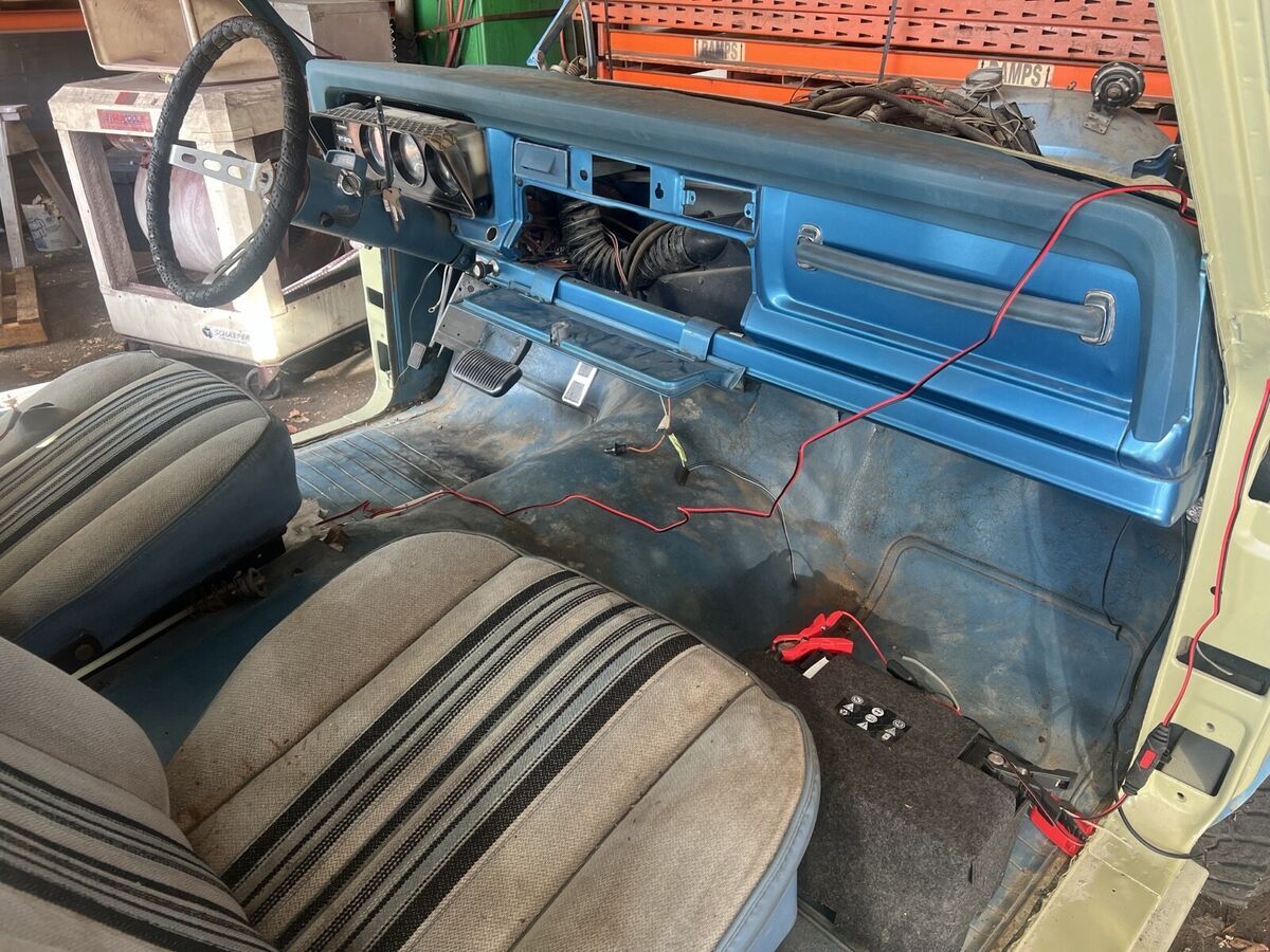 1975 Jeep Cherokee chief - photo 8