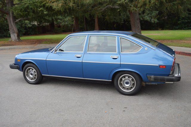 1975 Lancia Beta Berlinna 1 Owner Documented Gorgeous Low Miles Condition - photo 3