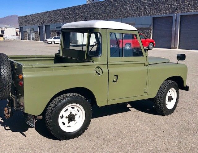 1975 Land Rover Defender - photo 3