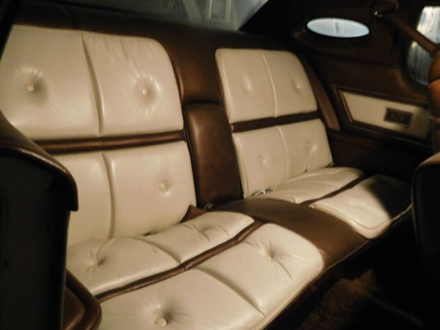 1975 Lincoln Continental Base Hardtop 2-Door - photo 3
