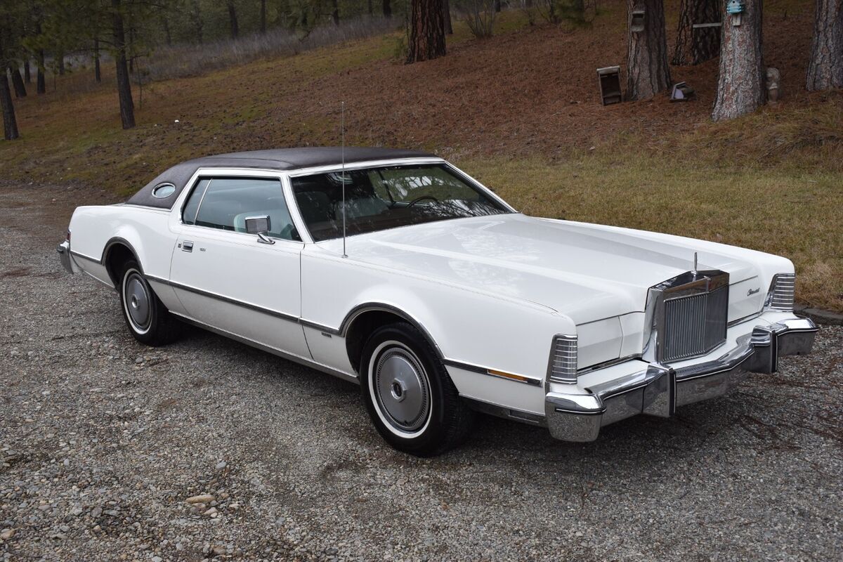 1975 Lincoln Continental - photo 2