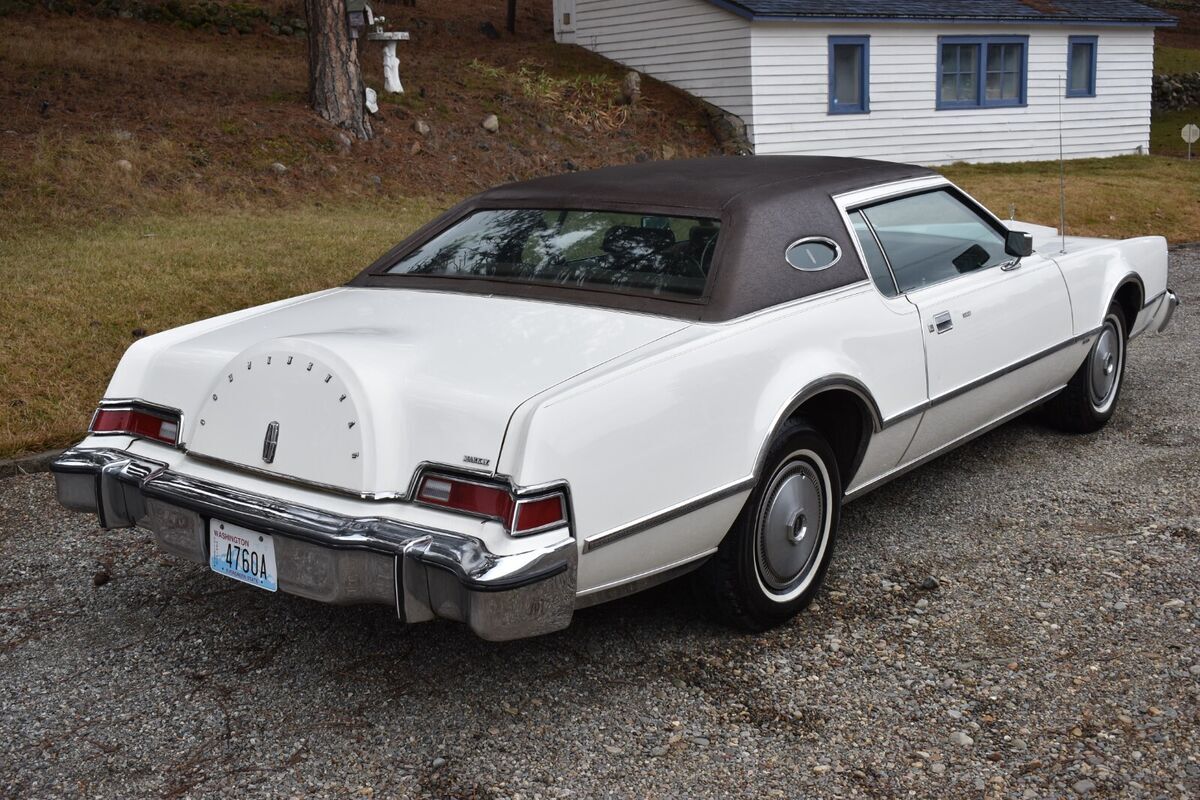 1975 Lincoln Continental - photo 3