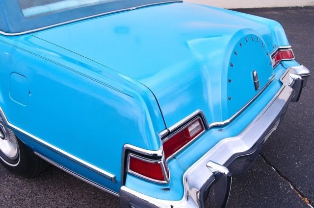 1975 Lincoln Continental Mark IV - Blue Diamond Luxury Group Edition - photo 11