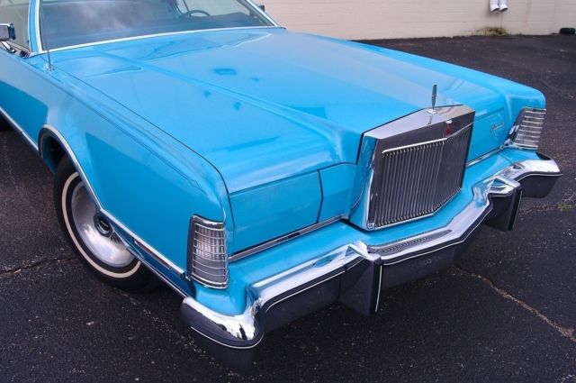 1975 Lincoln Continental Mark IV - Blue Diamond Luxury Group Edition - photo 12