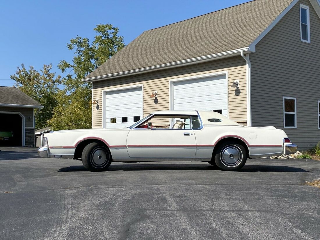 1975 Lincoln Continental Mk IV Coupe White RWD Automatic 1975 Lincoln Continental Mk IV chrome with lipstick trim and factory pinstripe