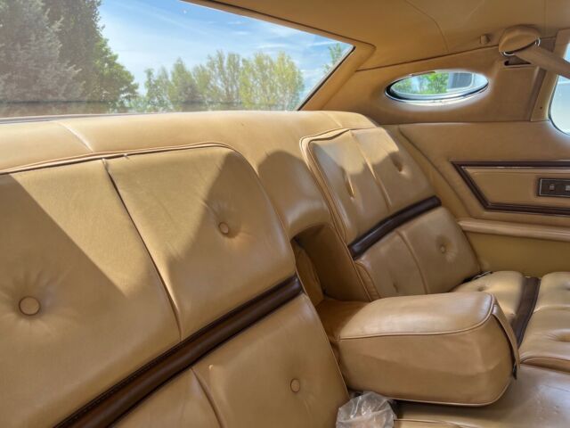 1975 Lincoln Continental Gold Edition - photo 11
