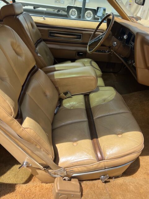 1975 Lincoln Continental Gold Edition - photo 12