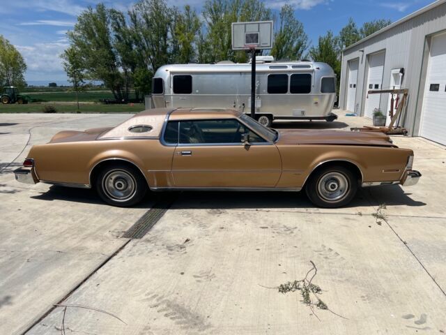 1975 Lincoln Continental Gold Edition - photo 8