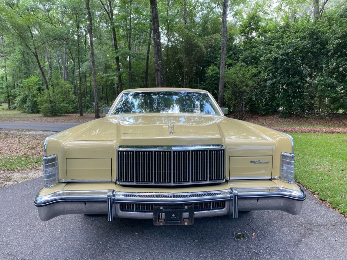 1975 Lincoln Continental - photo 3
