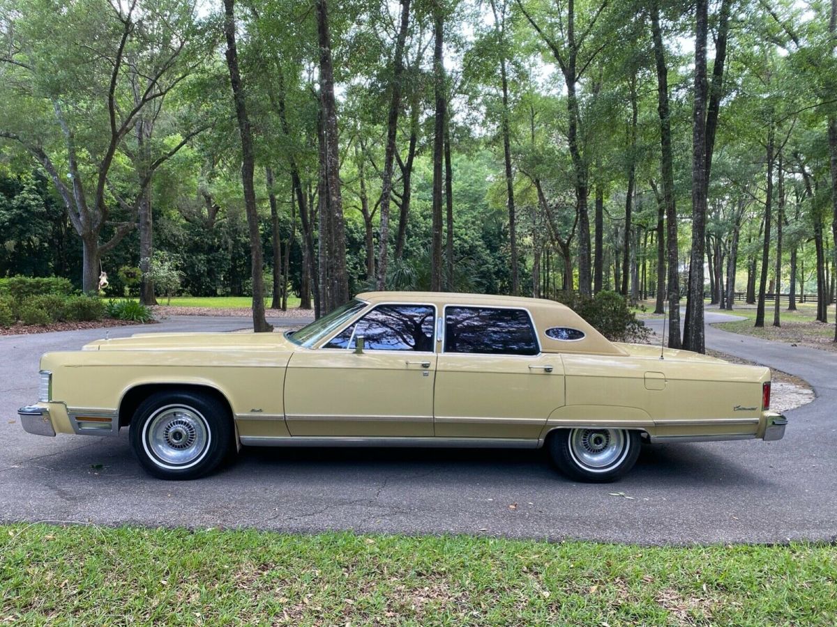 1975 Lincoln Continental - photo 6