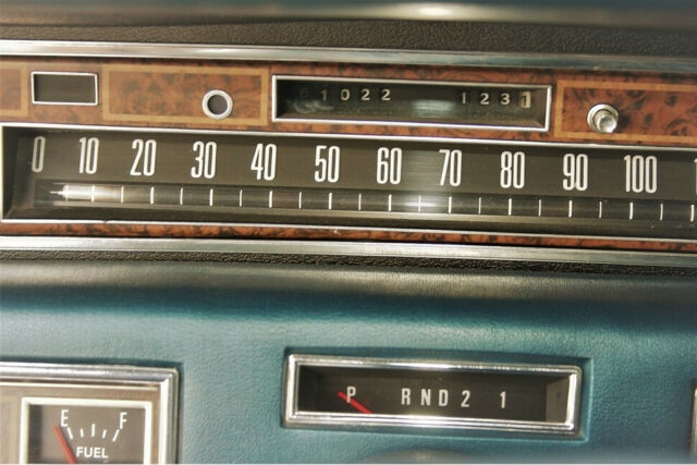 1975 Lincoln Continental Town Car Coupe Show Car - photo 6