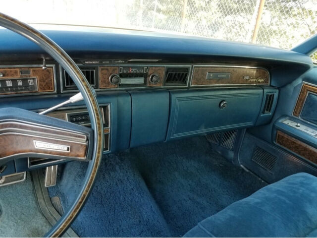 1975 Lincoln Continental Town Car Coupe Show Car - photo 7