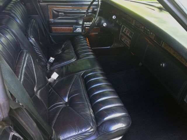 1975 Lincoln Continental - photo 9
