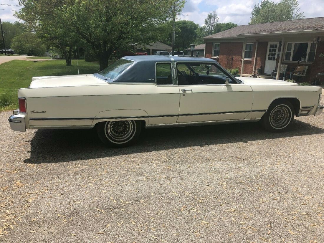 1975 Lincoln Continental - photo 4