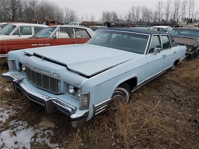 1975 Lincoln Continential Blue 460 v8 Automatic 1975 Lincoln Continential --