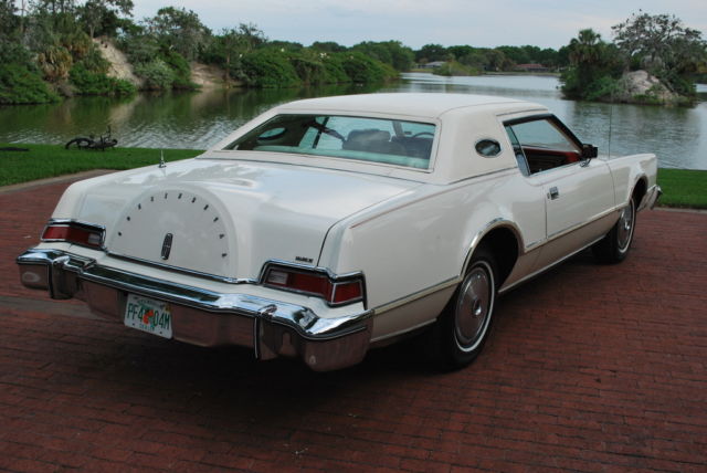 1975 Lincoln Mark Series - photo 2