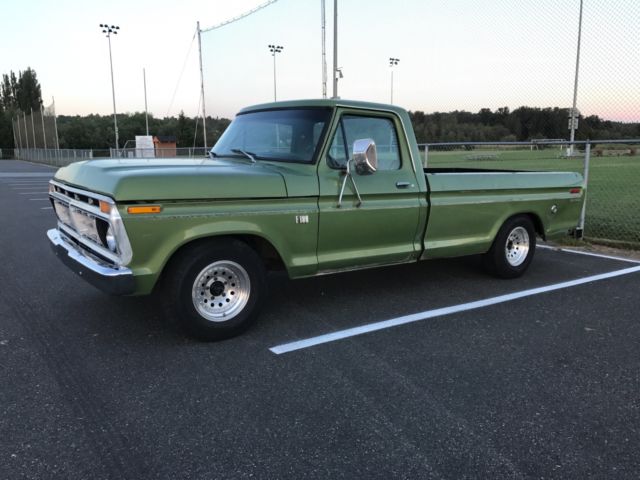 1975 Lowered F100 Rat Rod pickup 1975 Ford F-100