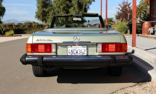 1975 Mercedes-Benz SL-Class - photo 4