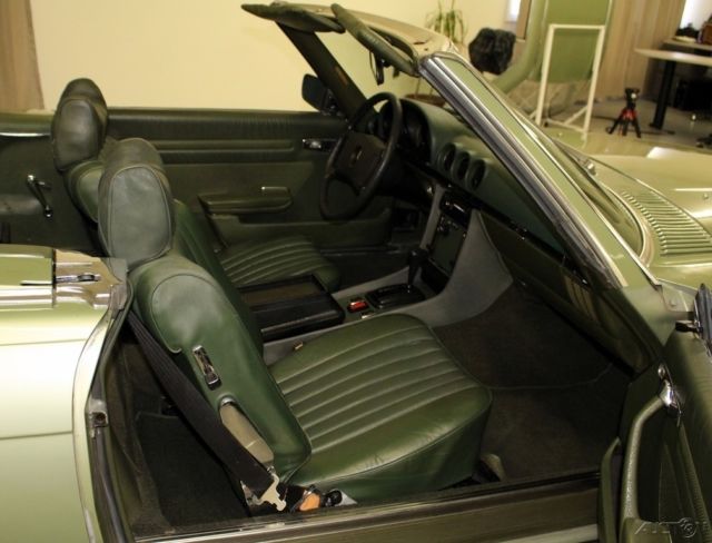 1975 Mercedes-Benz SL-Class - photo 11
