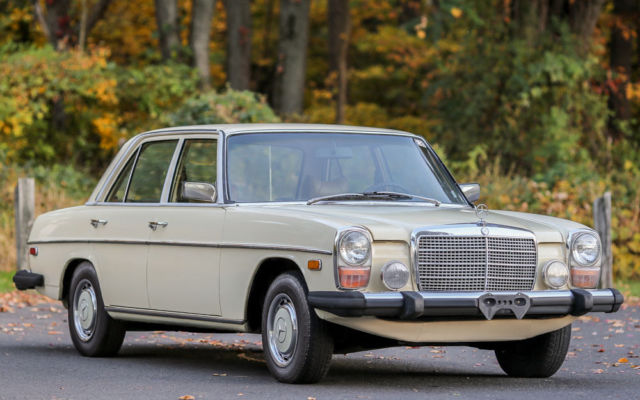 1975 Mercedes-Benz 300-Series Collectible W115.114 Washington State Diesel - photo 3