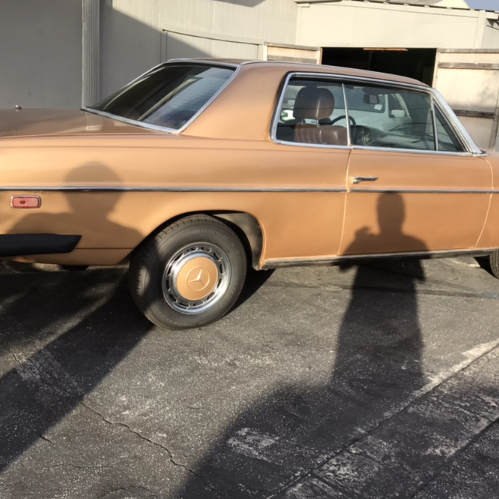 1975 Mercedes-Benz 200-Series Coupe - photo 5